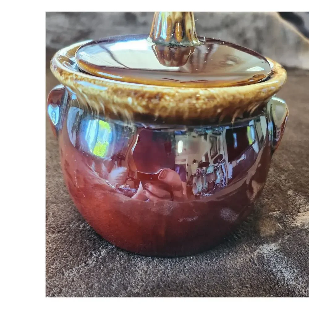Vintage Hull Pottery bean pot
